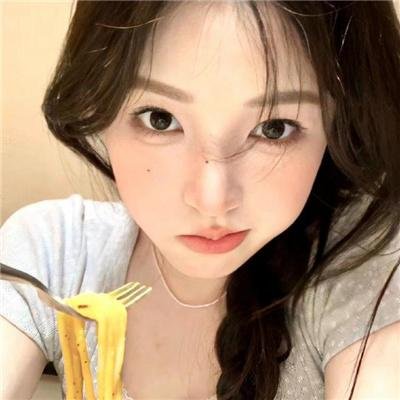 莫斯科来的香烟女孩